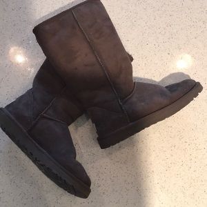 UGG boots tall brown size seven